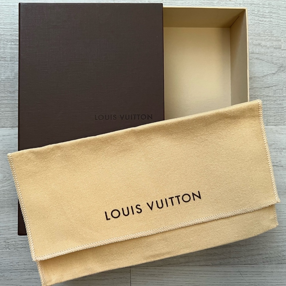 LV Box and Dustbag